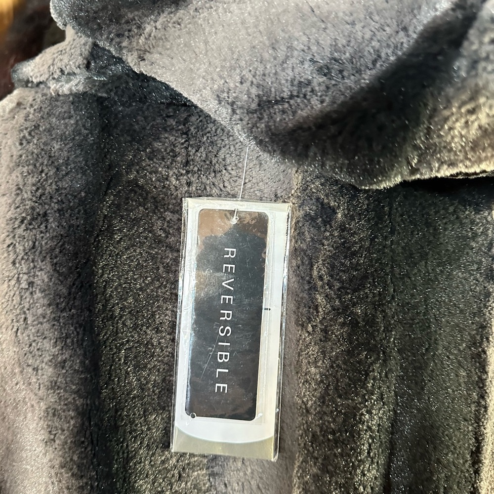 Dennis by Dennis Basso Luxury Reversible Faux Fur Coat w/ Detachable Hood - 1x - Picture 5 of 7